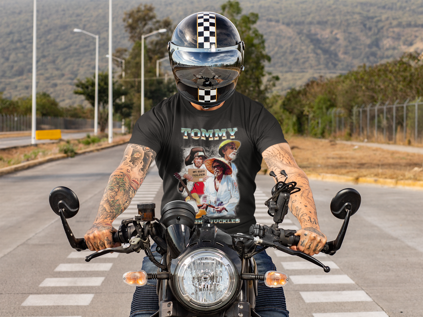 Tommy ToughKnuckles - Heavy T-Shirt